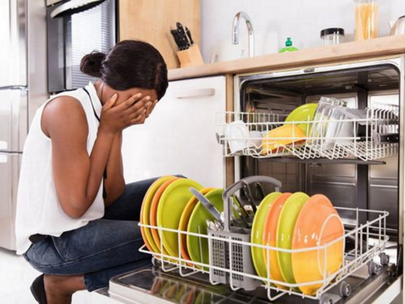 چرا ماشین ظرفشویی کثیف میشوره؟
