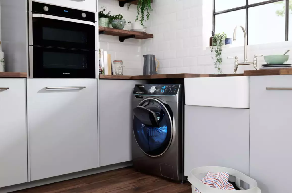چرا ماشین لباسشویی آبگیری نمیکند؟