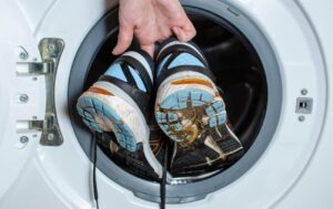 شستن کفش در ماشین لباسشویی کنوود
